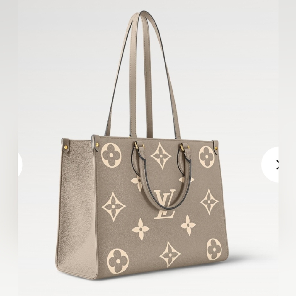 Louis Vuitton Giant Monogram Empreinte Tourterelle Onthego MM - Picture 13 of 15